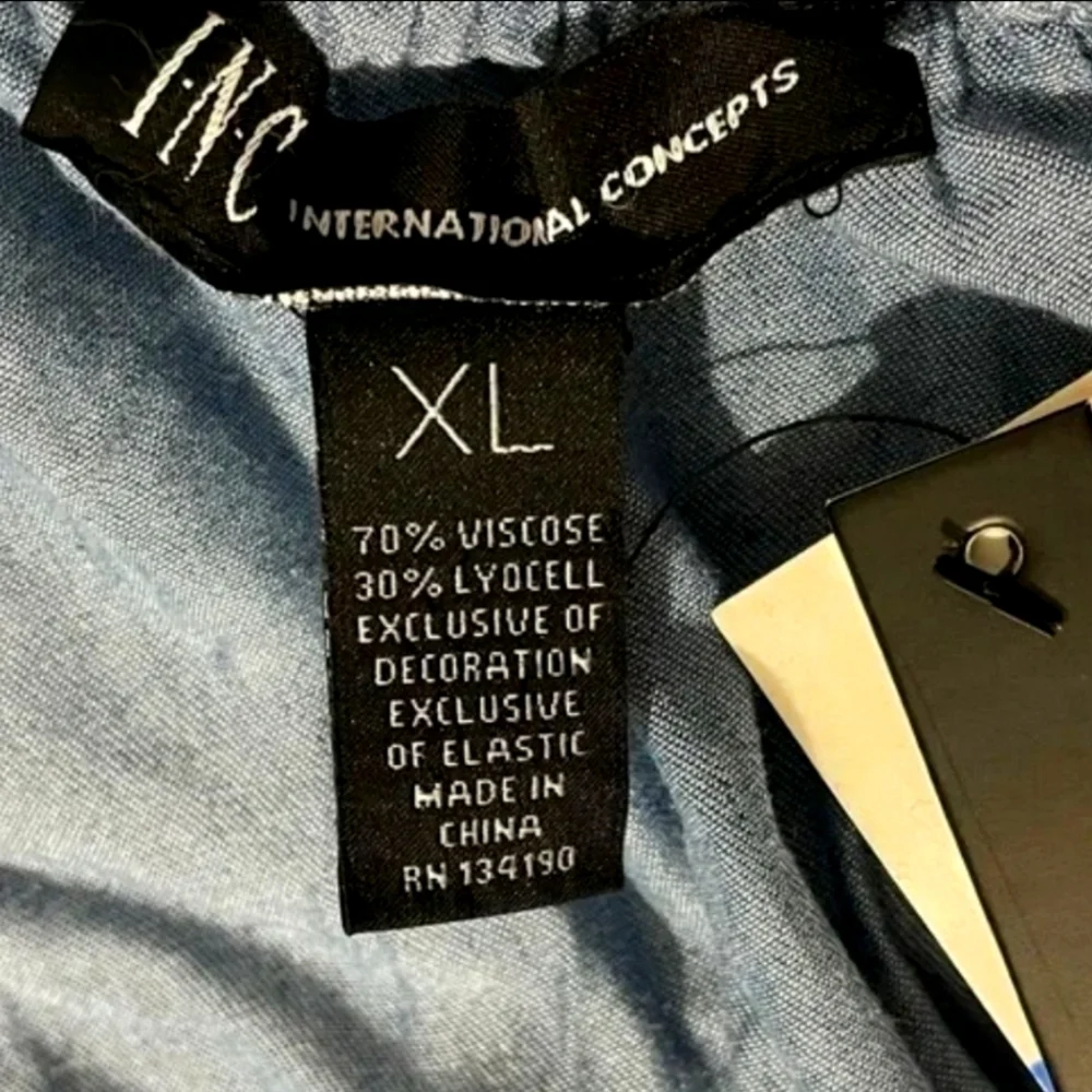 INC International Concepts lightweight size